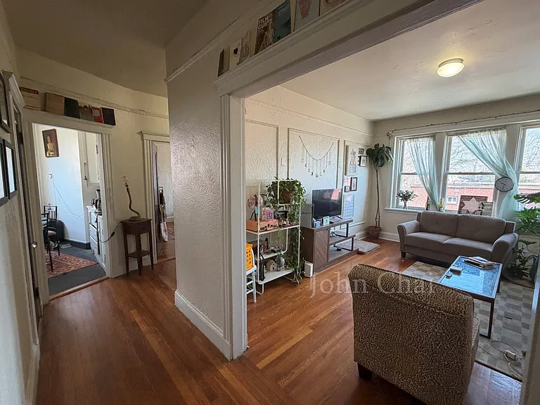 70 Chiswick Rd #15 — Photo 28
