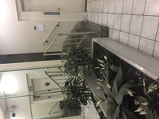 Rented by Kew Forest Realty Inc | media 9
