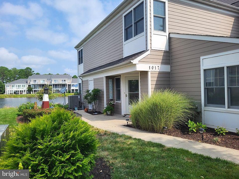 1st image of 38189 Lake Dr APT 1017