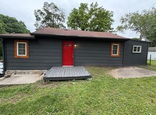 3813 NE 42nd Ter, Kansas City, MO 64117