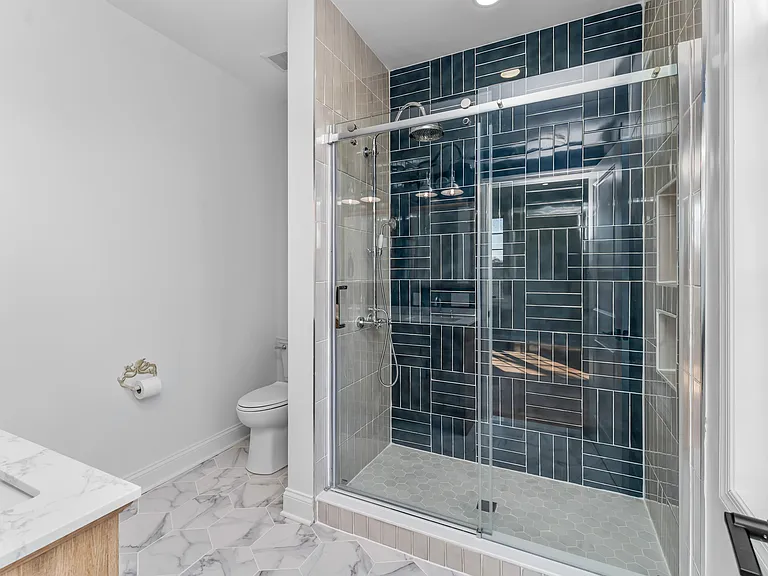 7214 Greenbank Rd — Photo 24