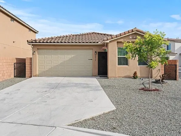 3932 Jaxson Ln, Santa Fe, NM 87507