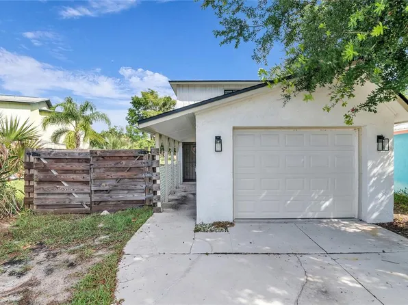 189 Oak Ln, Flagler Beach, FL 32136