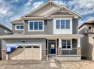 72 S Carringwood Rise NW, Calgary, AB T3P2B2