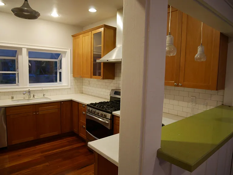 2419 W Sunset Blvd — Photo 8