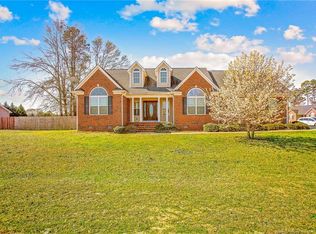 5602 Country View Ln, Wade, NC 28395