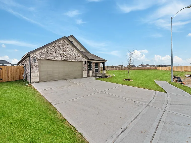 2623 Rusty Carabeen Ct — Photo 3