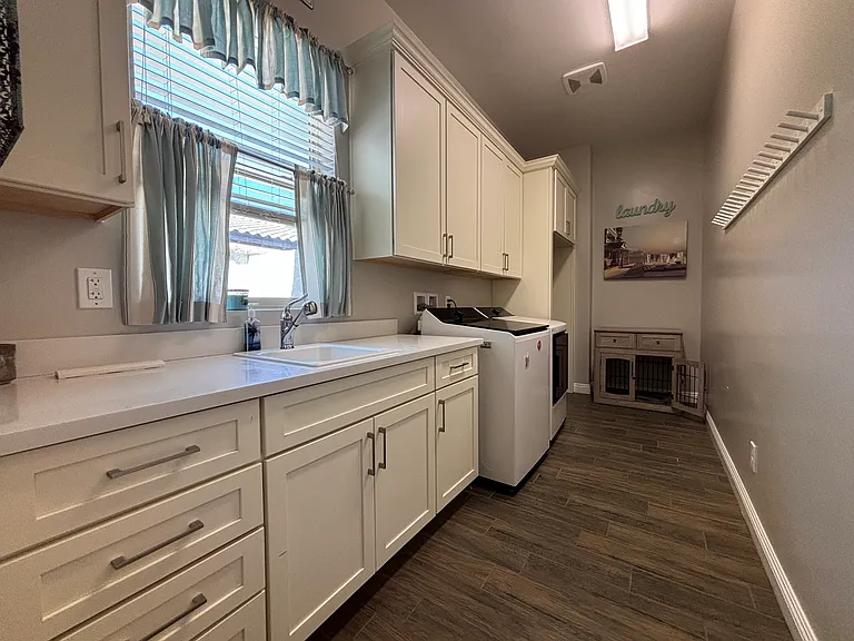 81 Navarra Canyon Ct — Photo 45