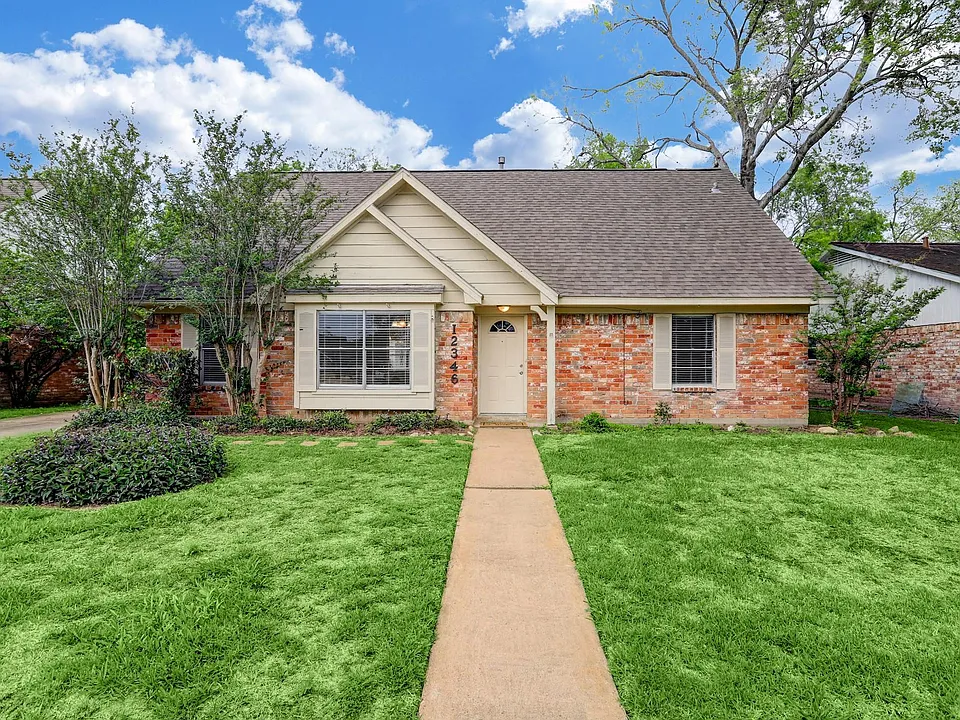 12346 Huntington Venture Dr