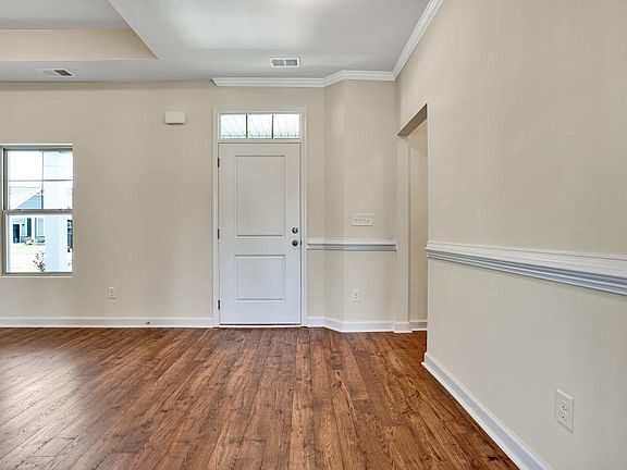 7996 Swansong Circle-04 Compressed