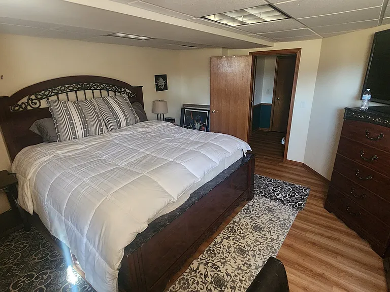 1813 W Edward Ct — Photo 1