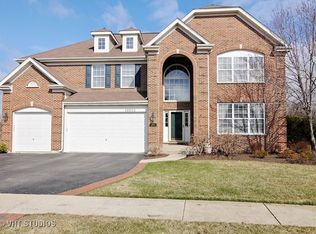 18926 W North Woodale Trl, Lake Villa, IL 60046