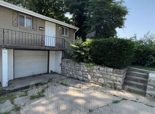 1300 S Appleton Ave #A, Independence, MO 64052