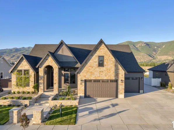 196 W Summerhill Ln N #126, Centerville, UT 84014