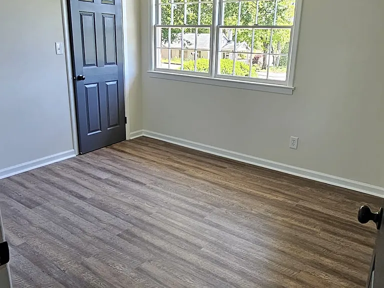 731 Seehorn St NE — Photo 6