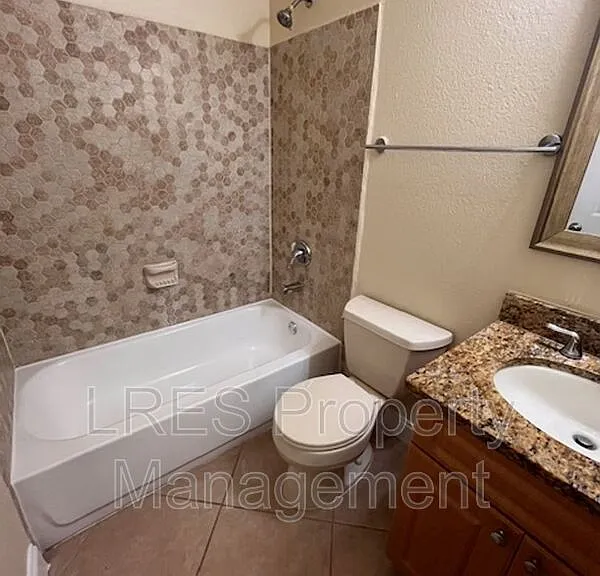 3651 N Goldenrod Rd #F109 — Photo 17