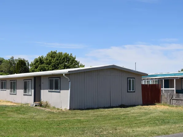 2917 W 19th Ave Trailer 105, Kennewick, WA 99337