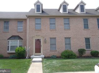 126 Pointe Ridge Dr #H126, York, PA 17402