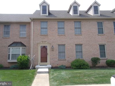 126 Pointe Ridge Dr #H126, York, PA, 17402
