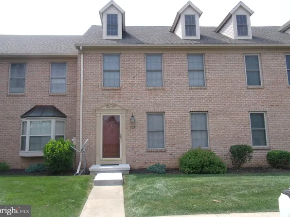126 Pointe Ridge Dr #H126, York, PA 17402