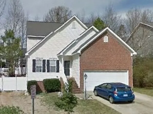 2313 Horizon Hike Ct, Raleigh, NC 27609