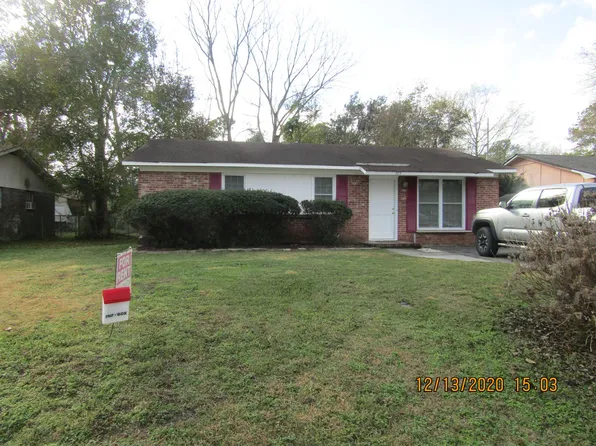 105 Bee St, Summerville, SC 29483