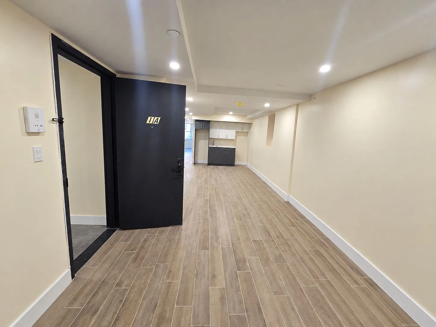 3 bed, $3,544 — Photo 1