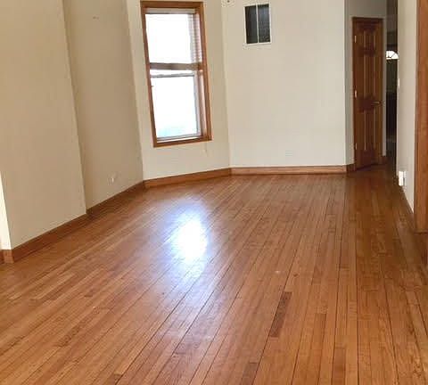 4th image of 4017 N Paulina St #2