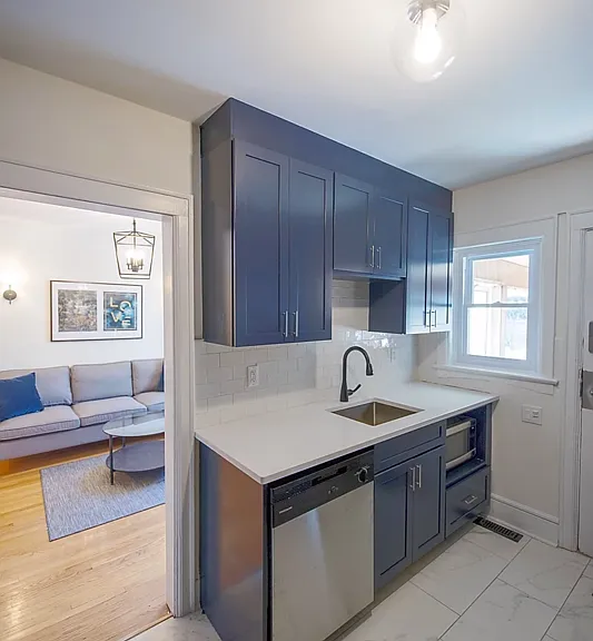 858 Bronson Ave #B — Photo 14