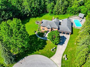 12 Bunting Ct, Pickering, ON L1T3S5