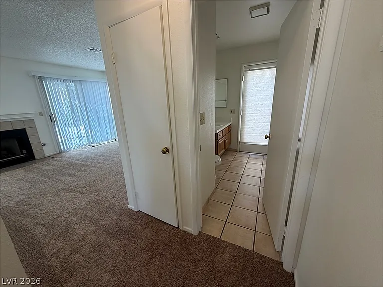 9509 Swan Bay Dr — Photo 11