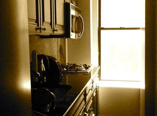 152 E 22nd St APT 3D, New York, NY 10010
