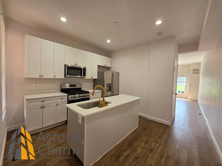 905 N Patterson Park Ave — Photo 39
