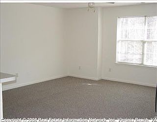 2nd image of 321 Gainsborough Sq