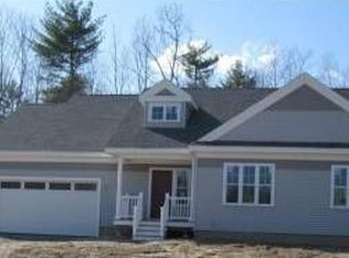 22 Mill Pond Rd, Brentwood, NH 03833