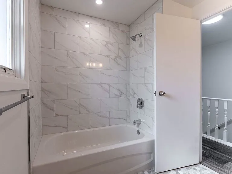 111 Northgate Dr — Photo 17