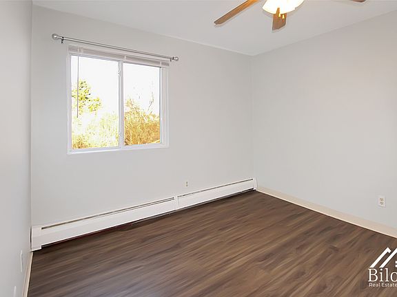 5th image of 1250 S Broadway #224