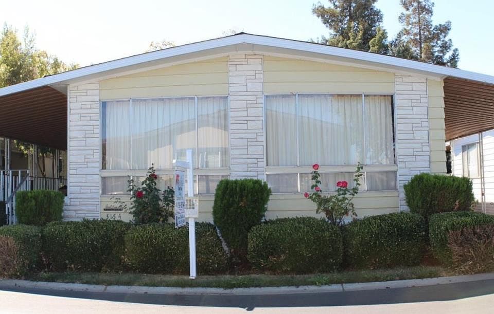 1st image of 3164 Oakbridge Dr #3164