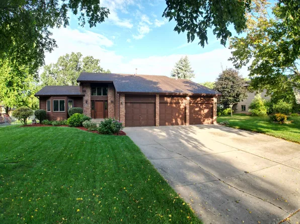 8301 Cooper Way, Inver Grove Heights, MN 55076