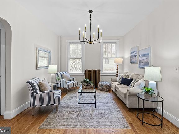 5th image of 702 Deepdene Rd