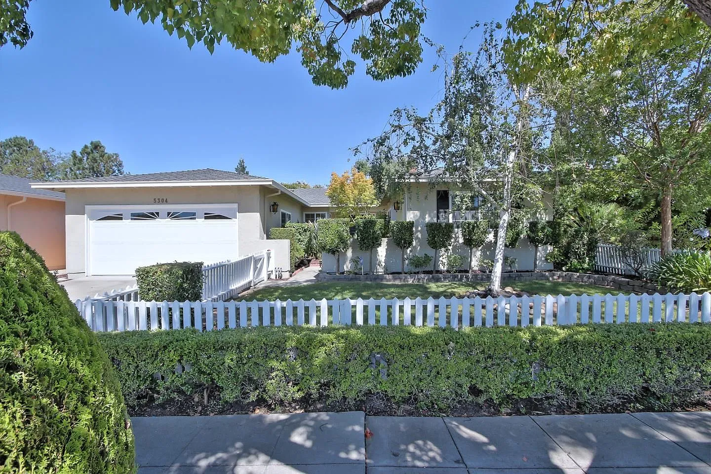 5304 Elrose Ave photo 1
