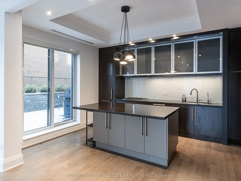 80 Yorkville Ave #303 — Photo 13