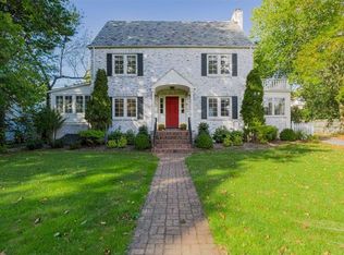 25 Sterling Rd, Harrison, NY 10528