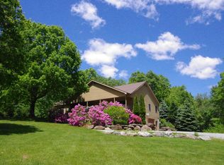 51 Woodbeck Ridge Rd, Great Barrington, MA 01230