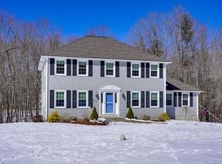 9 Nevada Rd, Tyngsboro, MA 01879