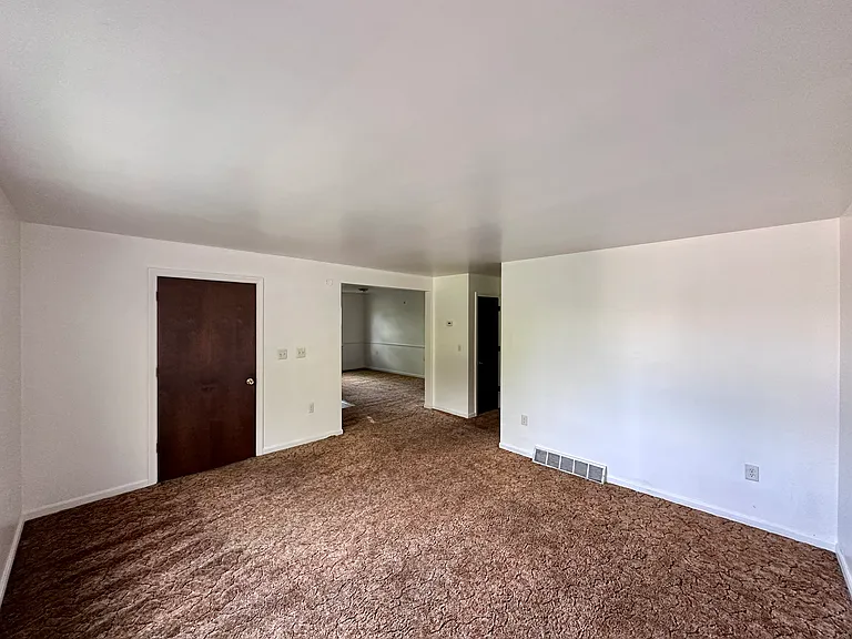 613 Countyline St #1 — Photo 10