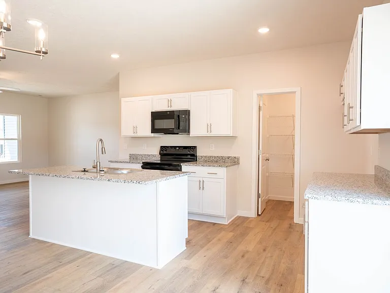 1753 Cash Dr — Photo 15