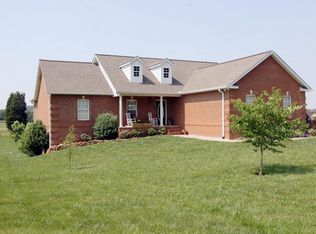 1380 Craigs Chapel Rd, Greenback, TN 37742