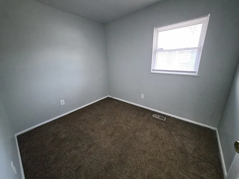 3525 Luewan Ct — Photo 16