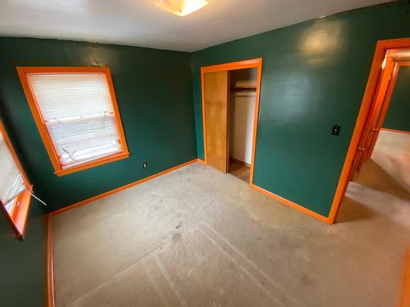4th image of 17848 Lake Shore Blvd #5